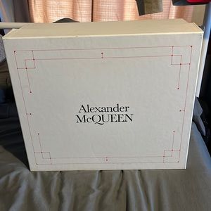 Alexander McQUEEN M Lea Slick Boot UK size 43 box says 40 smh